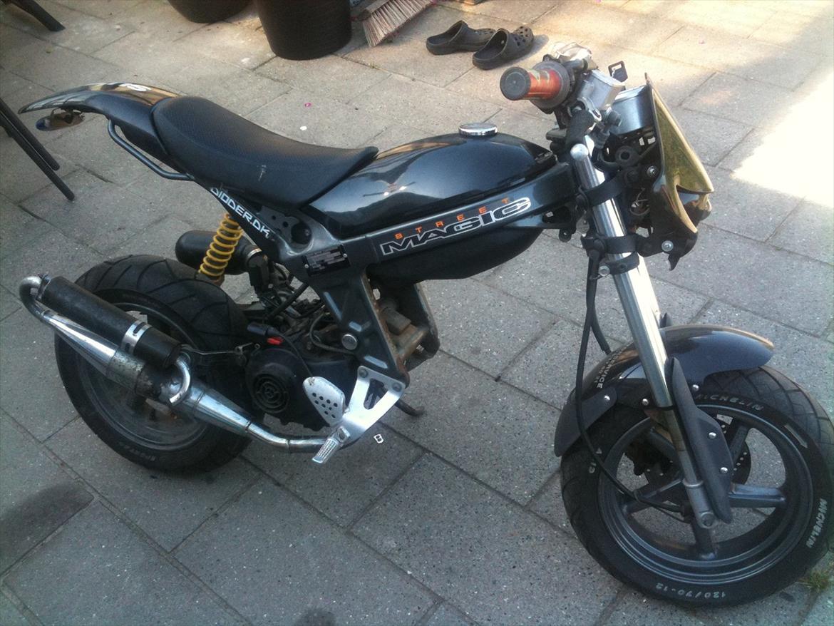 Suzuki Streetmagic billede 1