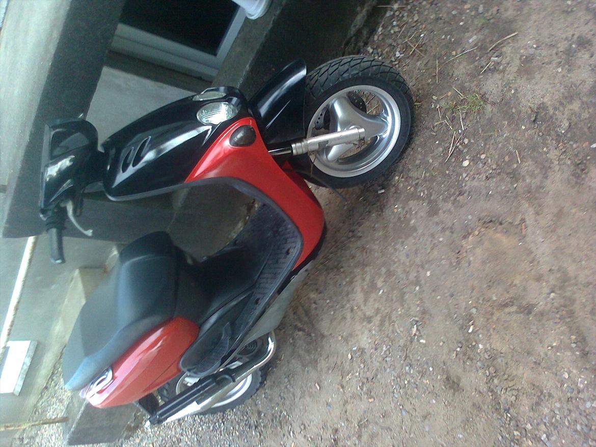 Yamaha neos billede 5