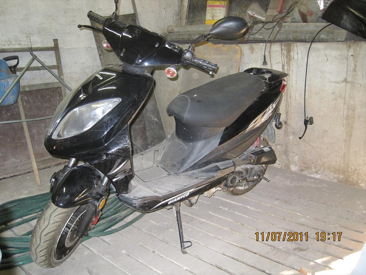 Giantco Spartan  billede 1