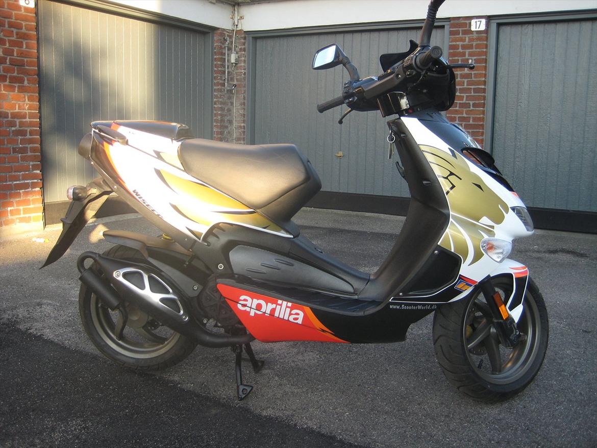 Aprilia SR 50 R Factory billede 2