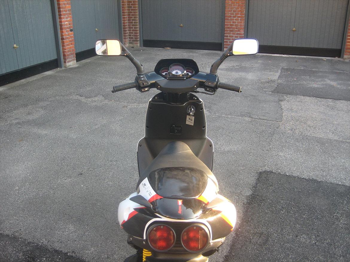 Aprilia SR 50 R Factory billede 6