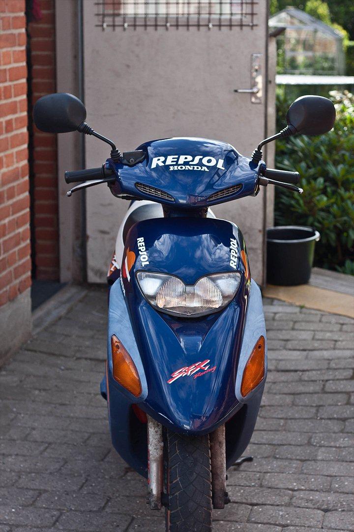 Honda SFX Repsol *SOLGT* - Nu med ORIGINALE sidespejle :) billede 3