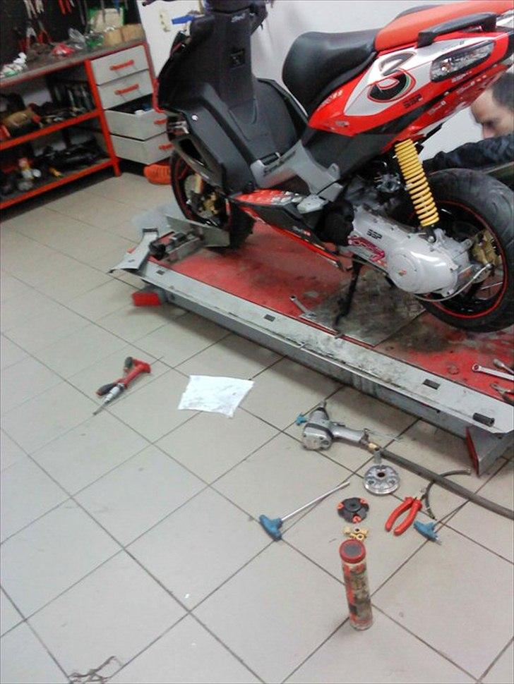 Aprilia Sr50r billede 3