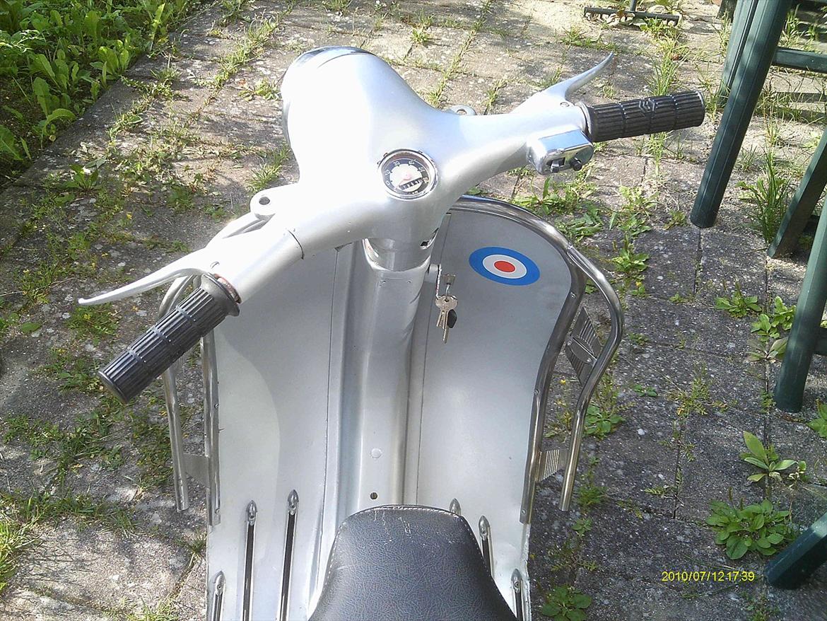 Vespa 50N billede 2