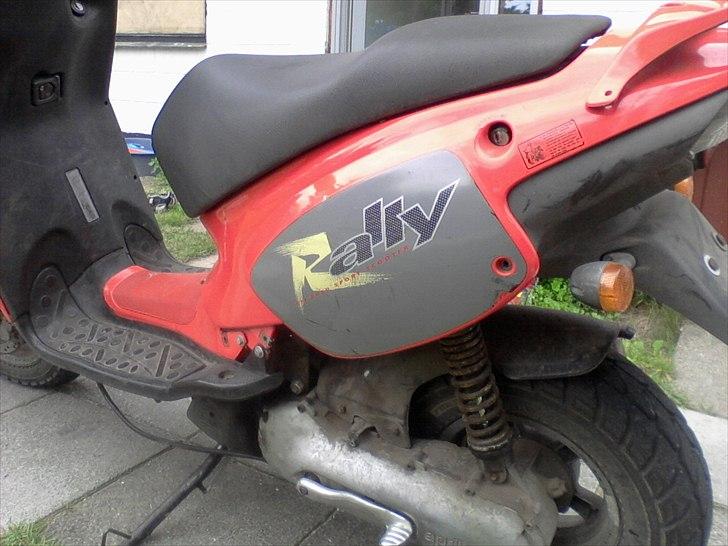 Aprilia rally billede 5