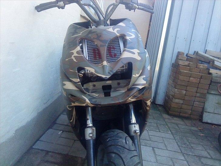 Yamaha aerox LC DD TS T7 (ARMY) SPLITTET billede 1