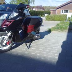 Aprilia Sonic (byttet til RMX)