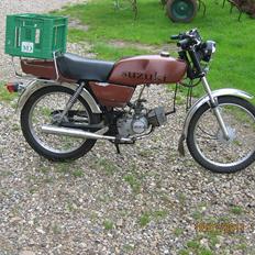 Suzuki DM50