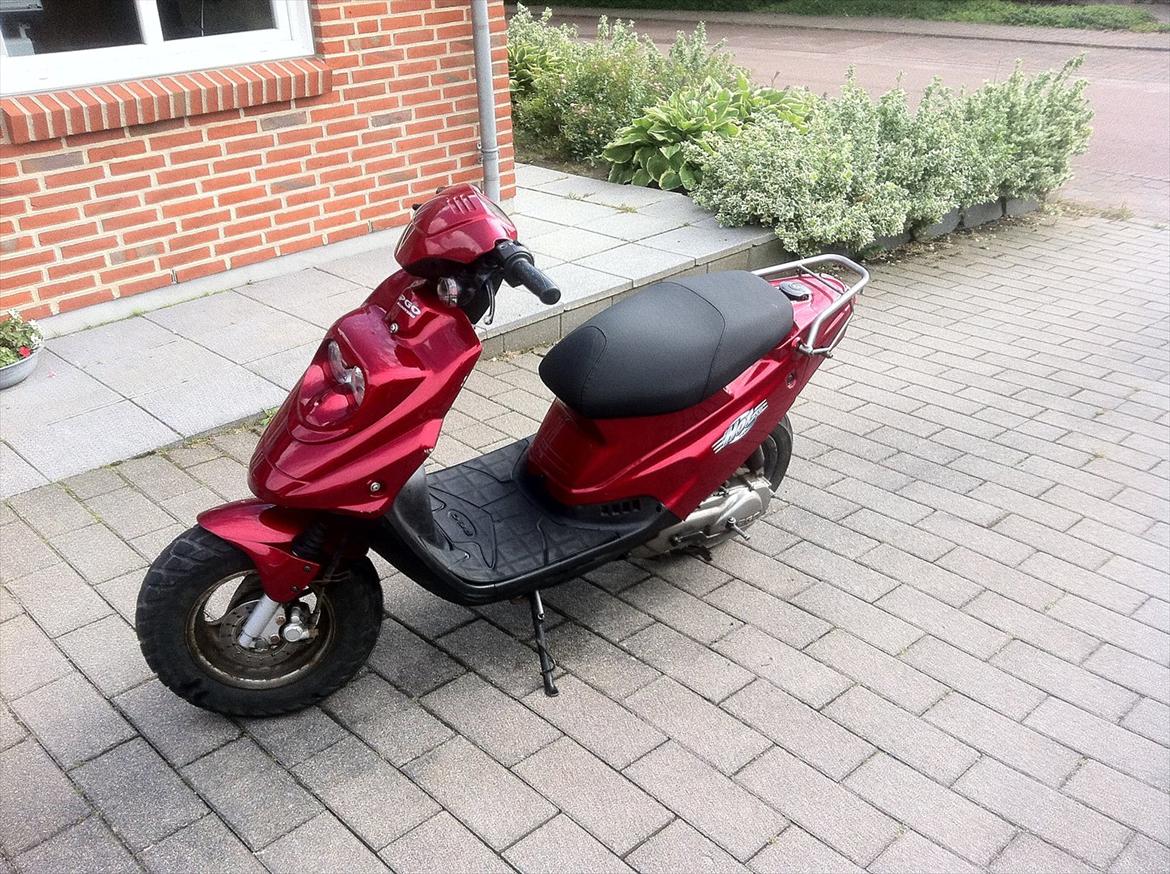 PGO Hot 50 billede 4