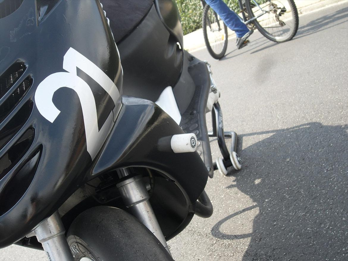 Aprilia Sonic Team Cross 20.89 HK billede 6