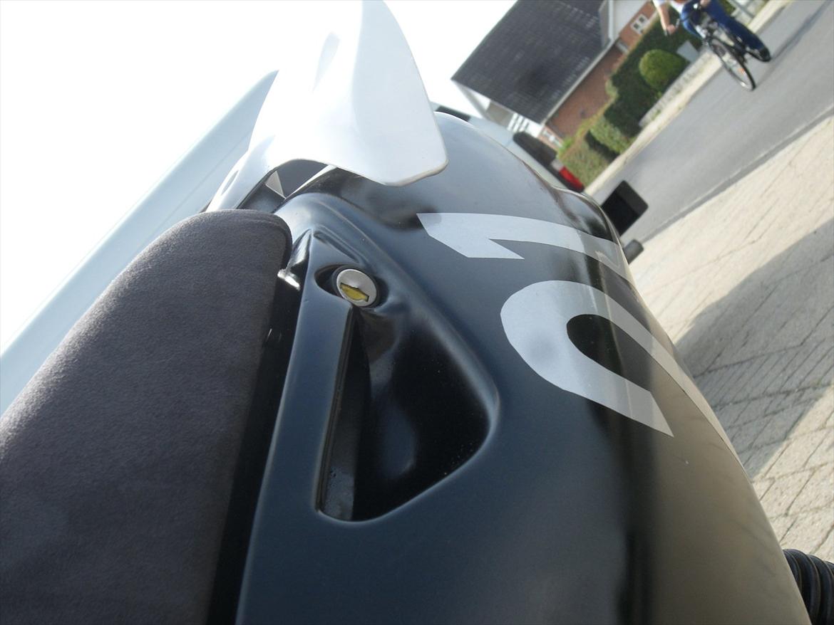 Aprilia Sonic Team Cross 20.89 HK billede 17