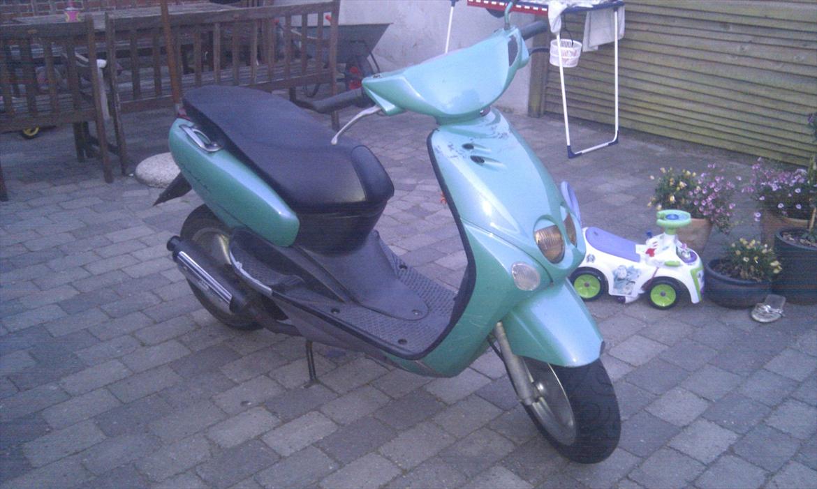 Yamaha neos billede 2