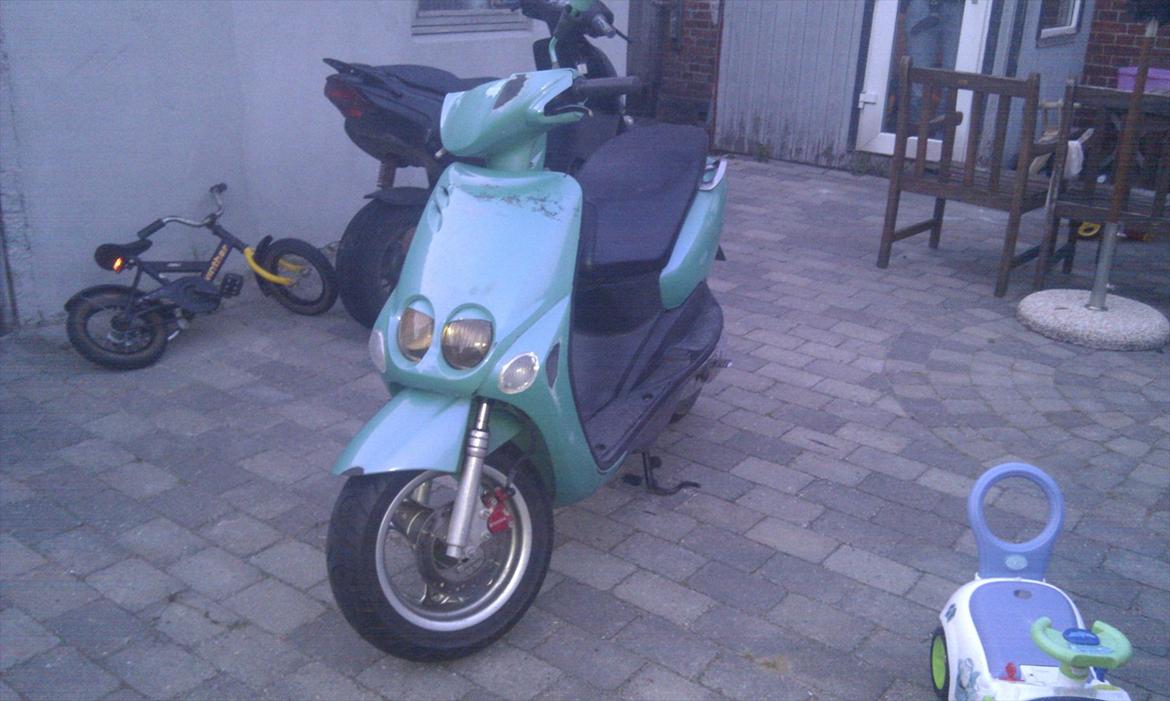 Yamaha neos billede 3
