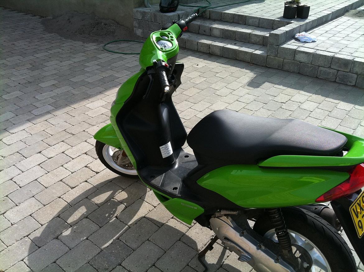 Yamaha jog r billede 5