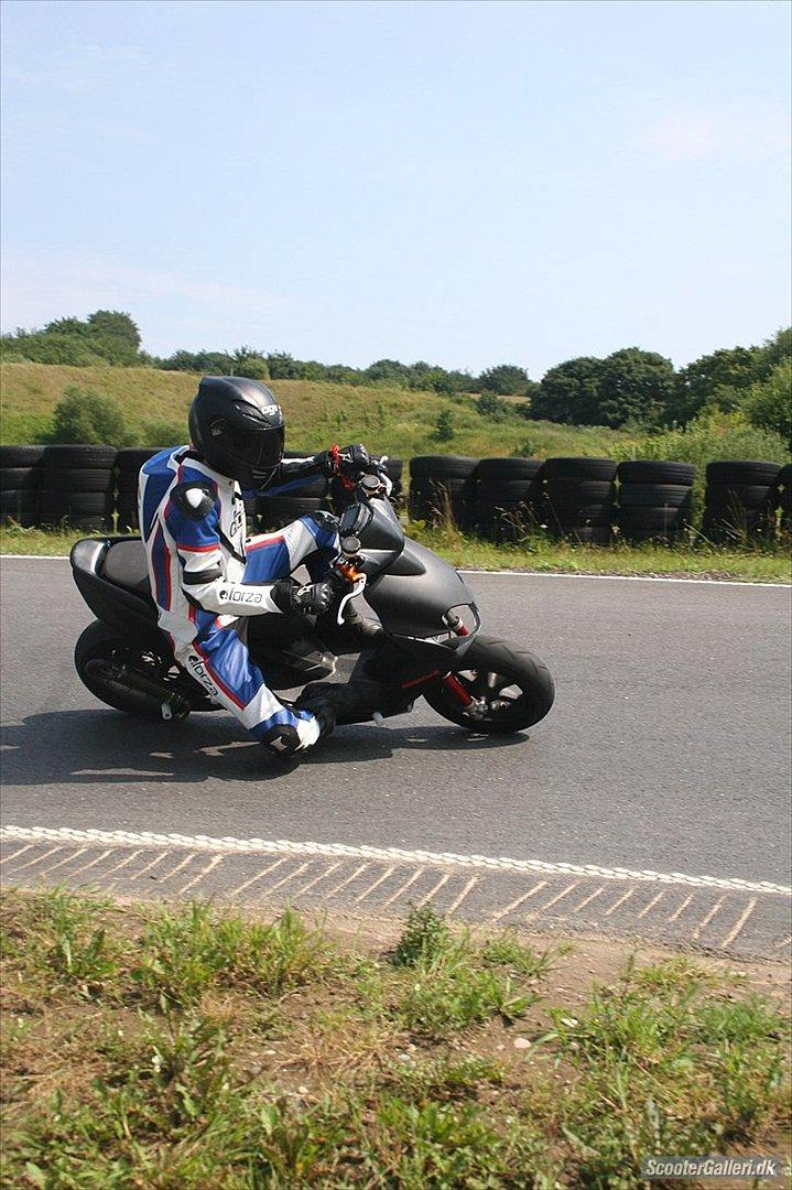 Yamaha jog rr  solgt. billede 14