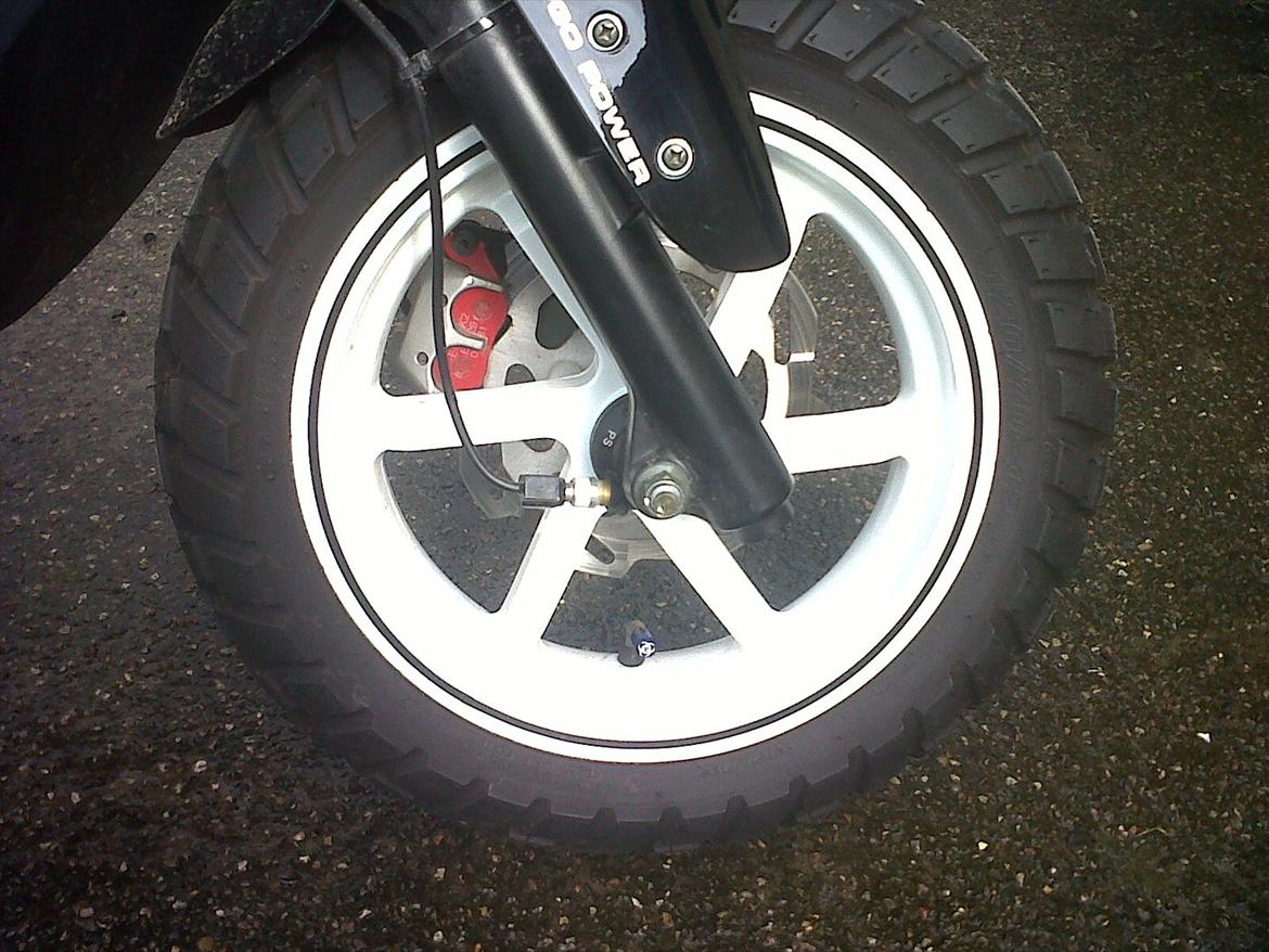 PGO Hot Naked billede 13