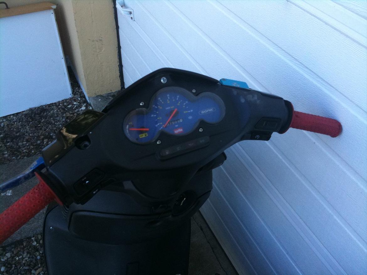 Aprilia sonic byttet til aerox billede 4