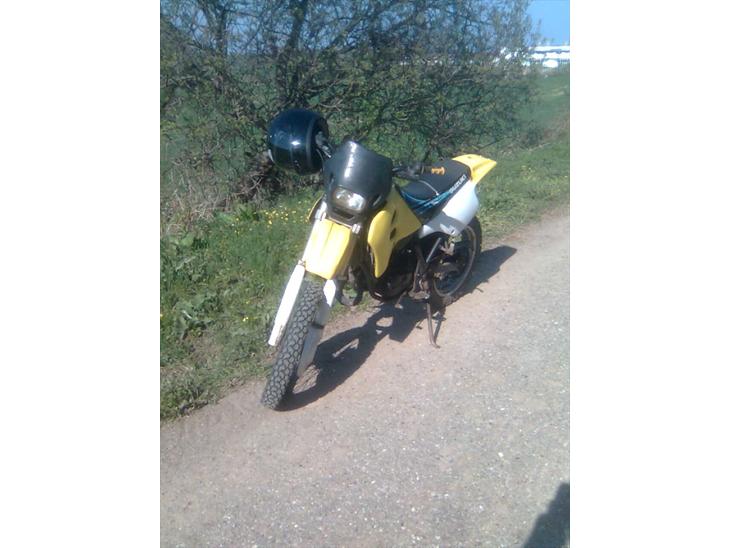 {{currentPhoto.altText}} billede {{currentPhoto.number}}