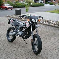 Derbi Senda SM Xtreme.