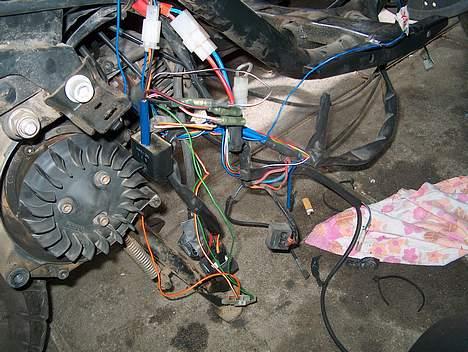 Aprilia Sonic GP - To ledninger var smeltet sammen. Så der var ingen gnist billede 5