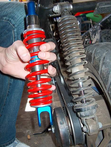 Aprilia Sonic GP - Doppler støddæmper. Noget pæner end den org. billede 10