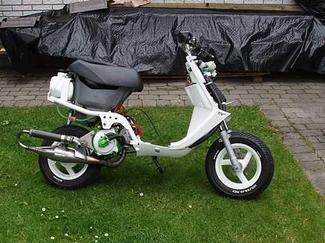 Yamaha JOG LC FABRIZI (SOLGT) billede 9