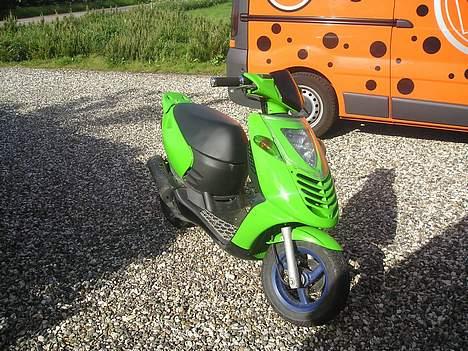Aprilia sonic GP  billede 2