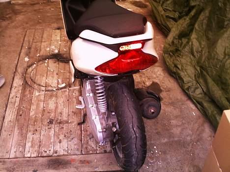 Yamaha jog r billede 6