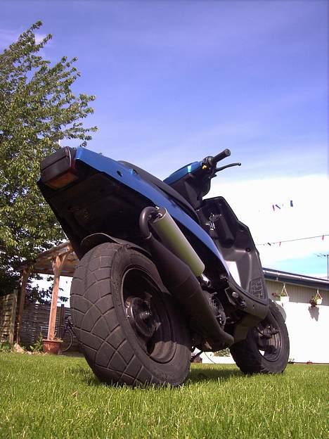 PGO HOT 50  SOLGT - Er det ikk en fin bagende hva...? !!! =)  billede 2