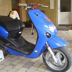 Yamaha Neos