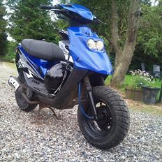 PGO Hot 50 - 2001 **SOLGT**