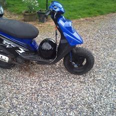 PGO Hot 50 - 2001 **SOLGT**