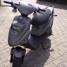 PGO hot 50 solgt til jog r