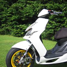 Yamaha Jog RR   bud evt.