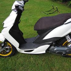 Yamaha Jog RR   bud evt.