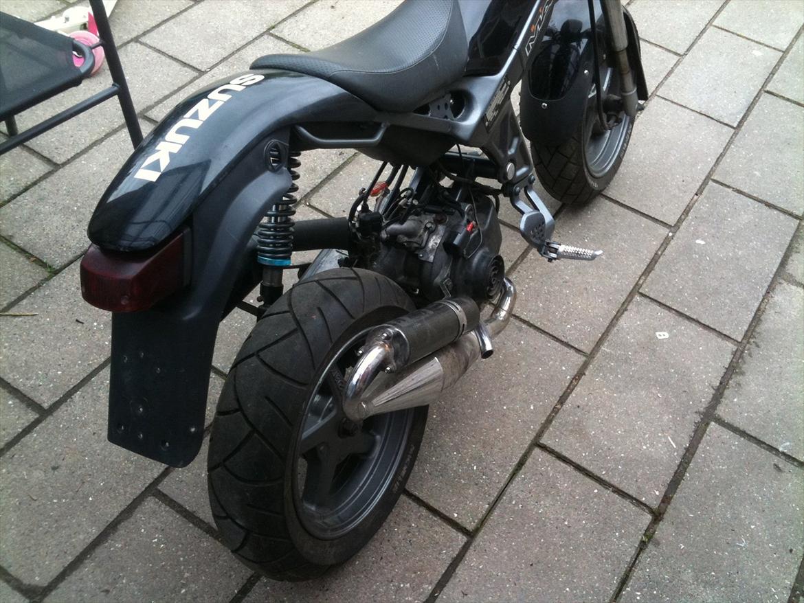 Suzuki Streetmagic billede 8
