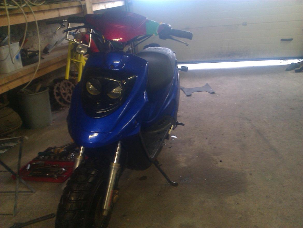 PGO HOT 50 billede 4