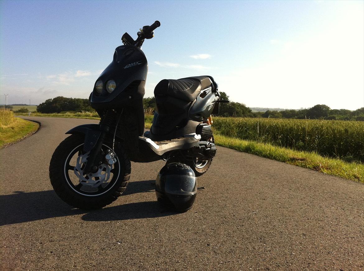 PGO PMX Naked Carbon (tidligere scooter) billede 2