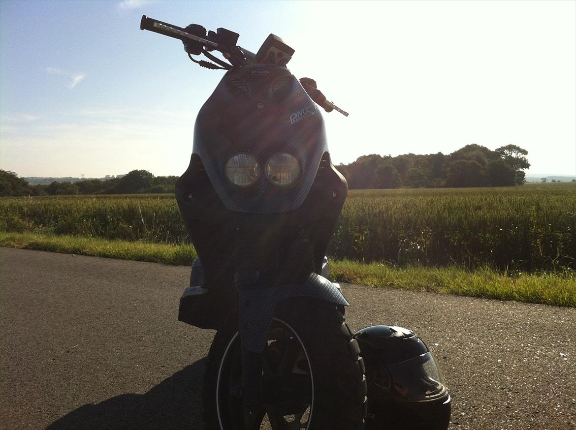 PGO PMX Naked Carbon (tidligere scooter) billede 4