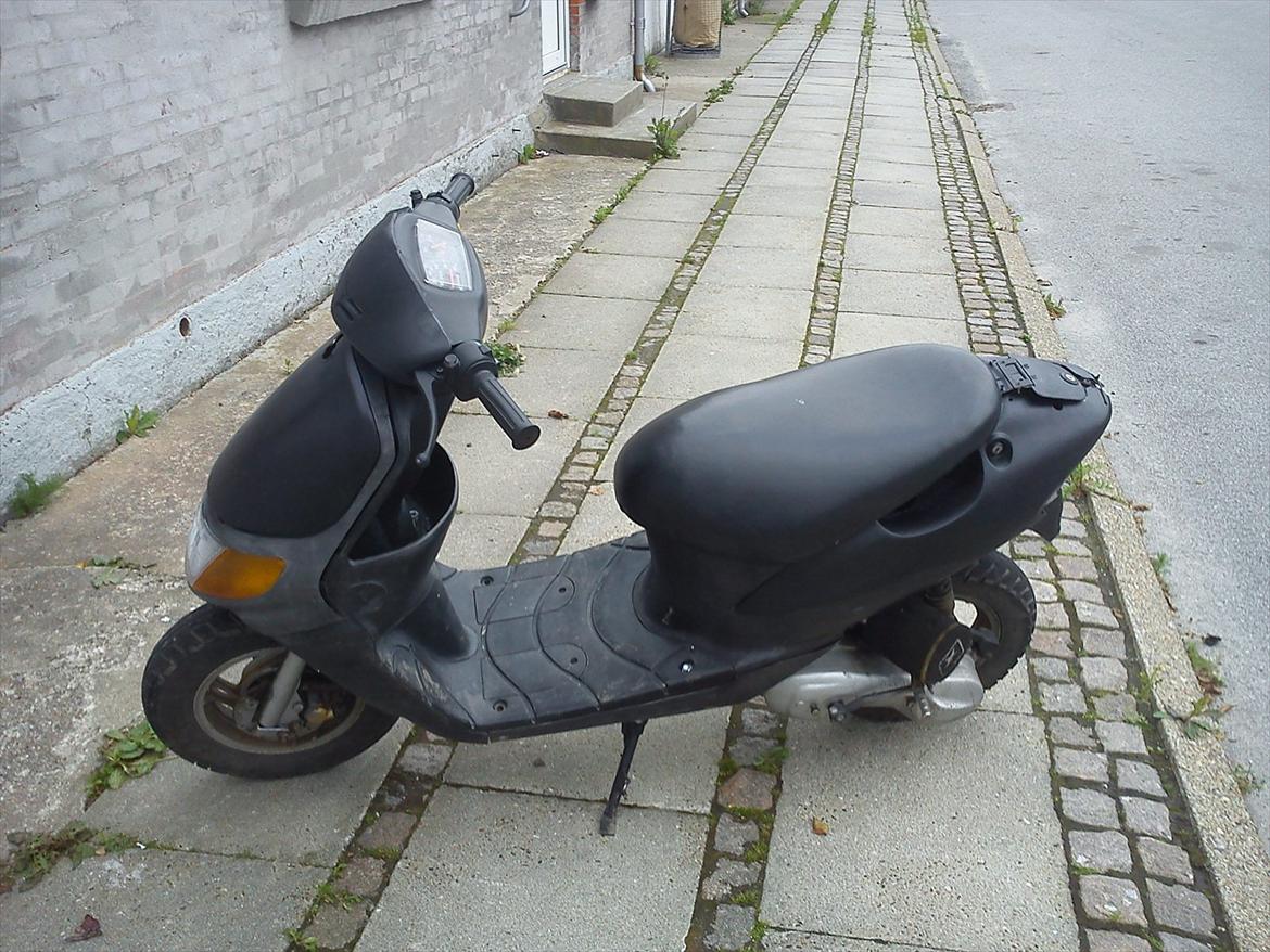 Siamoto birdie 50 - højre side ( skal lige have skiftet til std. luft filter )  billede 3