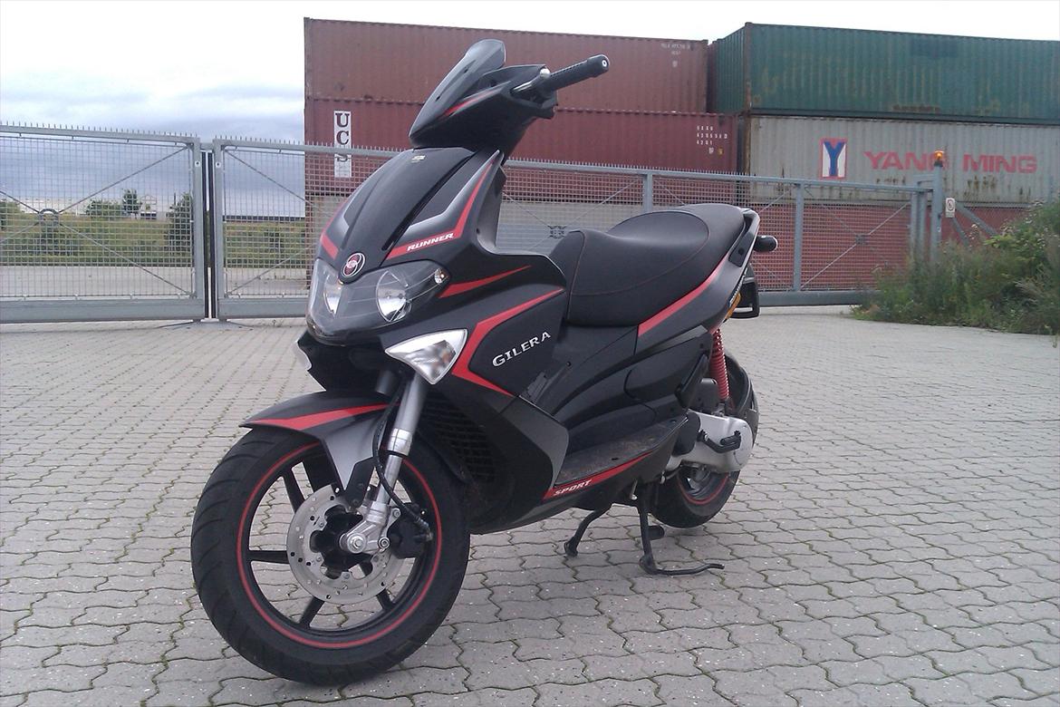 Gilera Runner SP 50 (Totalskadet) billede 1