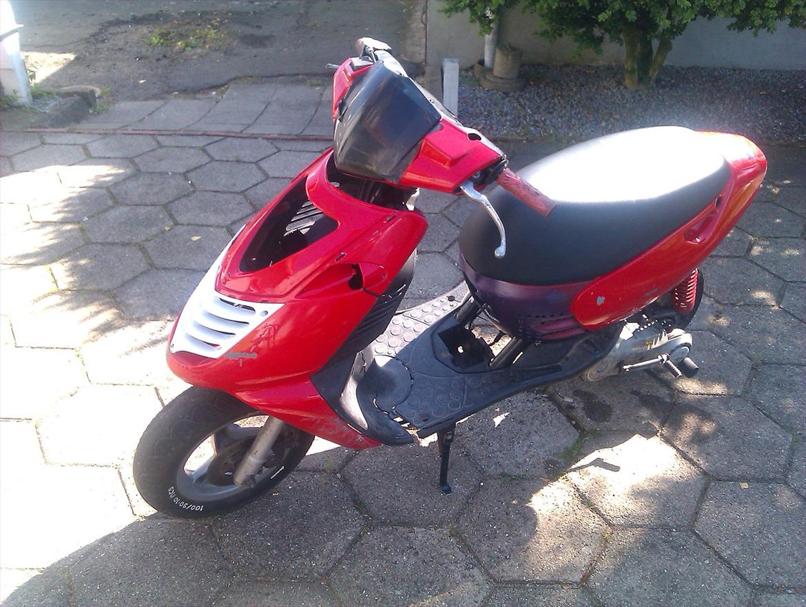 Aprilia sonic AC SD st6/R billede 1