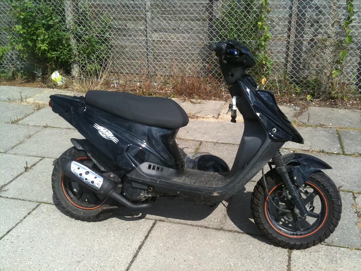 PGO Hot 50 Byttet billede 1