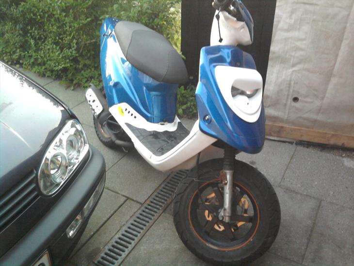 {{currentPhoto.altText}} billede {{currentPhoto.number}}