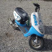 Yamaha jog space innovation " smølfen "