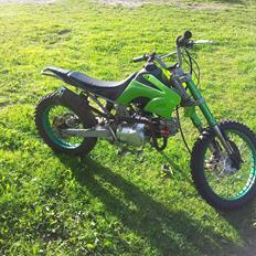 MiniBike Dirtbike/byttet med hot
