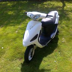 PGO Galaxy... Lavet til Konen flere billeder under pro