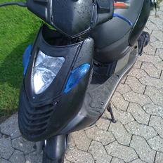 Aprilia Sonic AC