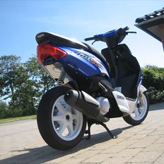 Yamaha jog R