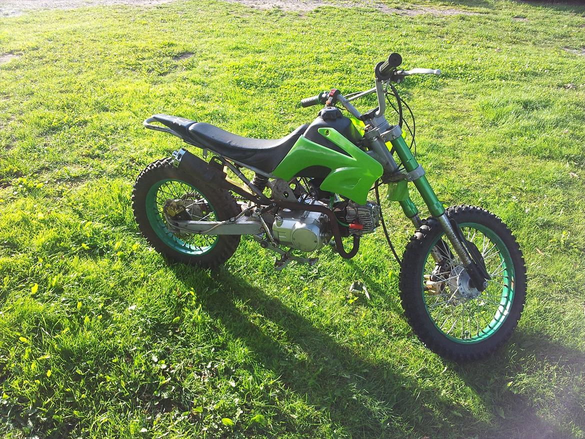 MiniBike Dirtbike/byttet med hot billede 1